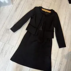 【美品】フォーマルスーツ　卒業式　入学式　ノーカラージャケット　oneiros