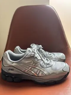 ASICS GEL-NYC 27.5㎝美品1203A280のサムネイル