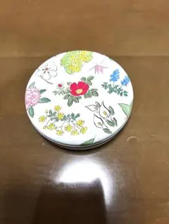 六花亭　花柄デザイン 丸型 空き缶 小物入れ