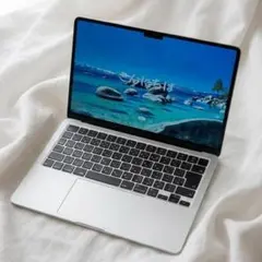 MacBook Air M2 13インチ 16GB 256GB シルバー