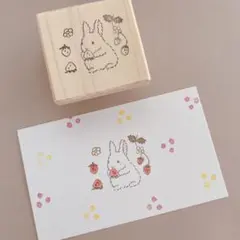 消しゴムはんこ　ふわうさちゃんと苺はんこ
