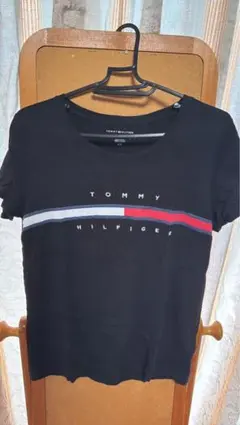 TOMMY HILFIGER ブラック Tシャツ S/P