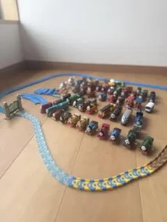 カプセルプラレールシリーズ 車両とレールセット　トーマス