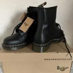 新品未使用Dr.Martens JADON 8ホールブーツ厚底ドクターマーチン