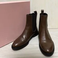 Item thumbnail for item 04168c81-4ce7-48ab-b87b-3af42b238941