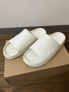 NIKE カーム 2.0のサムネイル
