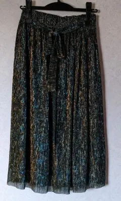 リリーブラウン　プリーツスカート　ラメ入り