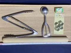 Item thumbnail for item 9a9c0de3-64dc-4381-a843-0c44f8201b0e