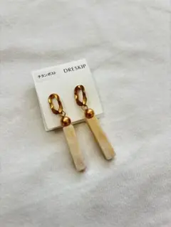 ★新品未使用★DRESKIP ショートスティックピアス