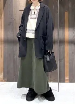 ニコアンド　キャラメルパッチZIPスカート