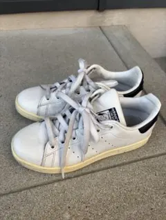 adidas Stan Smith ホワイト/ネイビー