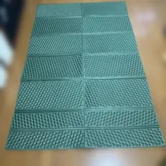 キャプテンスタッグ 折りたたみ式EVAフォームマット　ダブルのサムネイル
