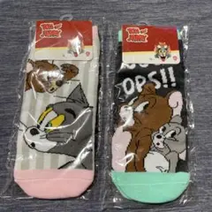 新品未開封　トムとジェリー のびのびソックス  20-24cm 2足セット