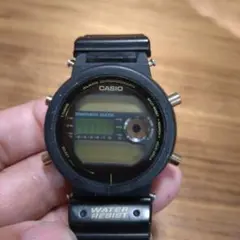 CASIO .カシオGショック.DW-6100ジャンク　ガラス外傷　内くもり有りのサムネイル