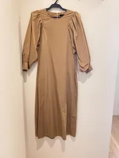 BASEMENT Online パフスリーブロングワンピース