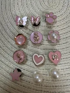 クロックス　ジビッツ　ピンク系