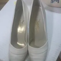 イヴ・サンローランパンプス