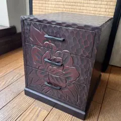 鎌倉彫 4段小箪笥 竹文様 伝統工芸品 - メルカリ