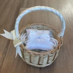 【即決可、値下げ中】リングピロー&カゴ　結婚式　挙式　リングガールボーイ　指輪
