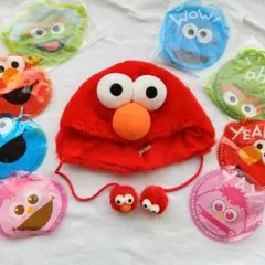 USJ エルモ 　キャップ　 ボンボン　ポシェット