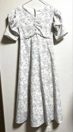 tocco closet トワルドジュイ風 花柄ワンピース レースアップ Mのサムネイル