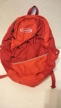 mont-bell リュック レッド　赤　キッズ　モンベルのサムネイル