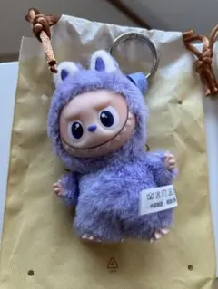 ラブブ　イニシャル　？　正規品