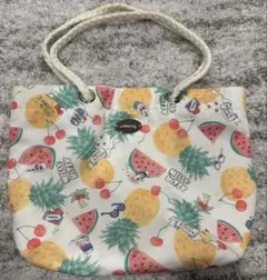 ハローキティ　フルーツ柄キャンバストートバッグ