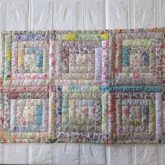 パッチワークキルト ログキャビンのタペストリー