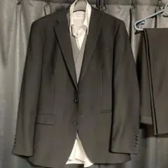 ブラックフォーマル スーツ セットアップ　上下　ベスト　礼服　卒業式　入学式