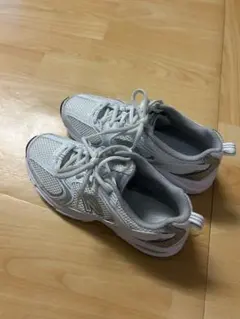 New Balance ランニングシューズ ホワイト