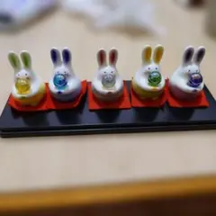 陶器製 うさぎの置物 5体セット ビー玉持ち