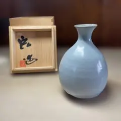 人間国宝　弓野窯　中島宏造　青磁　徳利　共箱　V　9154 中島宏 青磁 青瓷 ぐい呑み 人間国宝 陶芸 陶器 陶磁器 弓野窯 - メルカリ