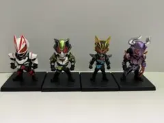 コンバージ 仮面ライダーギーツシリーズ4種セットのサムネイル