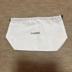 CHANEL ホワイトキャンバス巾着ポーチ