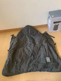 BabyHopper ベビーキャリアカバー 防寒ケープ