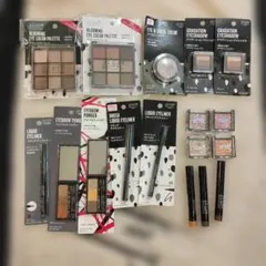 UR GLAM アイシャドウパレット まとめ売りのサムネイル