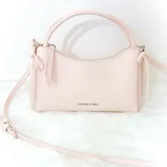 CHARLES & KEITH Hazel ヘーゼル ボウトップハンドルバッグ - メルカリ