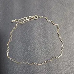 【新品・未使用】上品ウェーブ♪ アンクレット 20cm　アジャスター付き