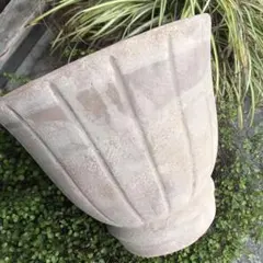 ★訳ありテラコッタ(大)植木鉢 ゆうゆうメルカリ便　商品の追跡　匿名配送のサムネイル