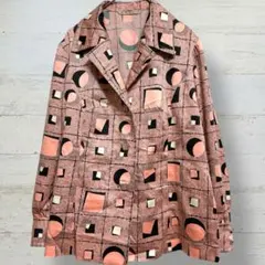 総柄ブラウス 幾何学模様 ピーチピンク 装飾ボタン 70s ヴィンテージ