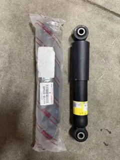 ダイハツ 純正 リアショック 新品 2本 48531-B2782 - メルカリ