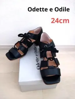 Odette e Odile ブラック レースアップ サンダル 24cm