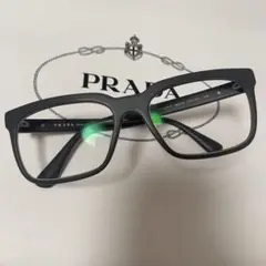 PRADA メガネ (ケース付き・ユニセックス)
