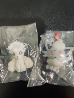 ポケモン ぺたんこマスコットwhite コロンとゾロアのセット