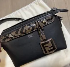 s87【極美品】保存袋付 フェンディバイザウェイミディアム黒 2way 
