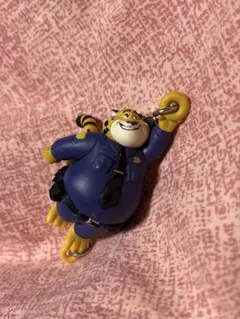 ズートピア ゆらゆらつながるマスコット クロウハウザー ガチャガチャ