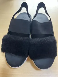 UGG シルバーレイクサンダル　サイズ23.5㎝　ブラック　美品 シルバーレイク 1101919｜フラットサンダル｜UGG®（アグ）公式