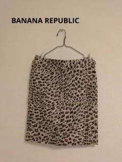 BANANA REPUBLIC タイトスカート　ヒョウ柄のサムネイル