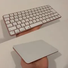 Magic Keyboard Touch ID + Trackpad ピンクのサムネイル